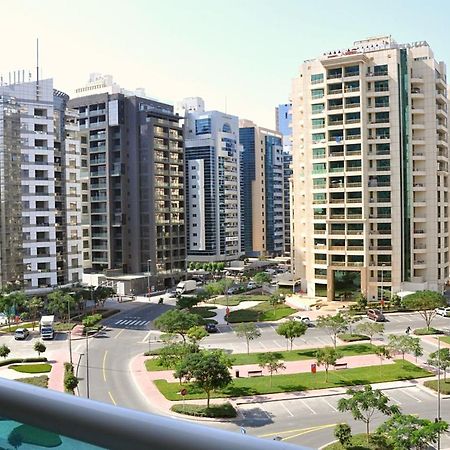 Care Holiday Homes Apartments Barsha Heights Dubai Esterno foto