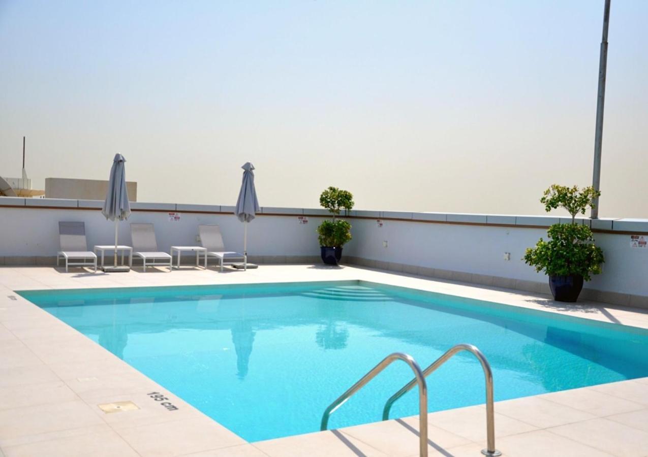 Care Holiday Homes Apartments Barsha Heights Dubai Esterno foto
